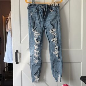 American Eagle Outfitters Light Blue Distressed Skinny Jeans